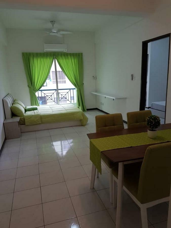 Api Api Centre Apartment Homestay Kota Kinabalu Ngoại thất bức ảnh